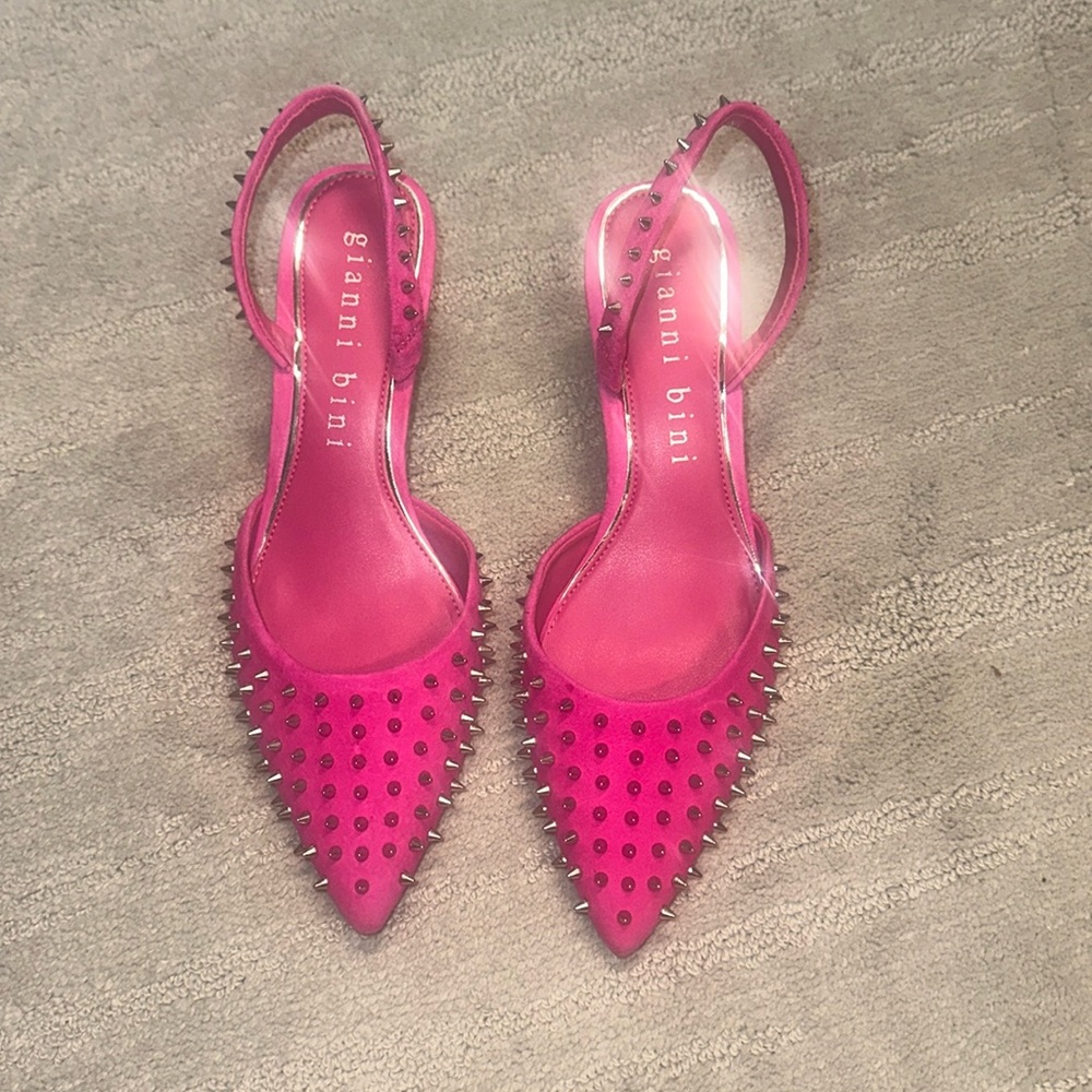 Gianni Bini pink studded kitten heel size 7.5 - brand new